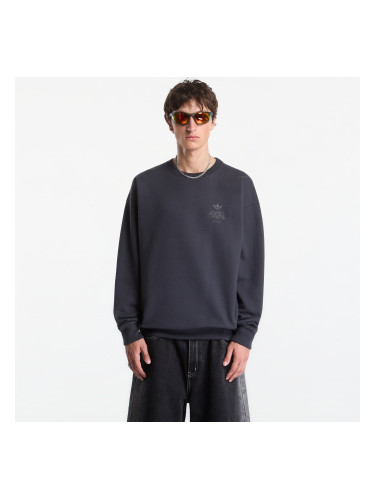 Суитшърт adidas Berlin GFX Crew Carbon XL