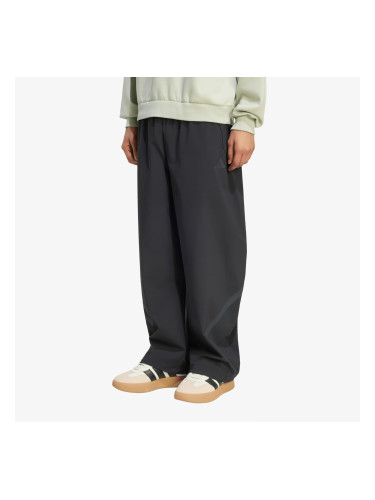 Панталони adidas Z.N.E. Woven Pant Black S