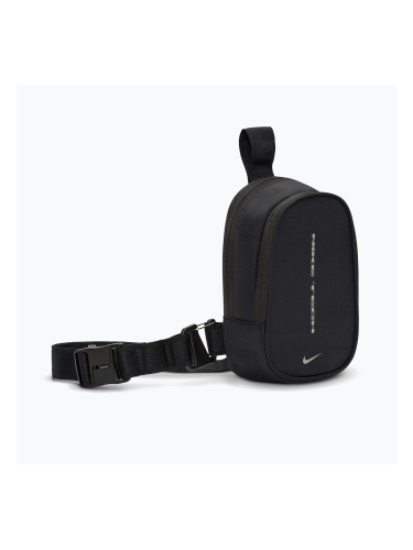 Чантичка  Nike Tech Commute 1 l black/black/reflect silver