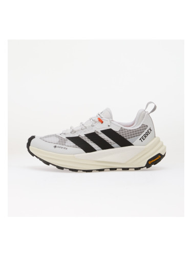 Сникърси adidas TERREX Freehiker 3 Low GORE-TEX Ftwr White/ Core Black/ Off White EUR 41 1/3