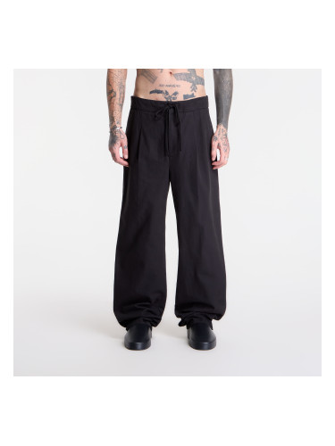 Панталони Fear of God Essentials Pleat Front Pant Vintage Black L