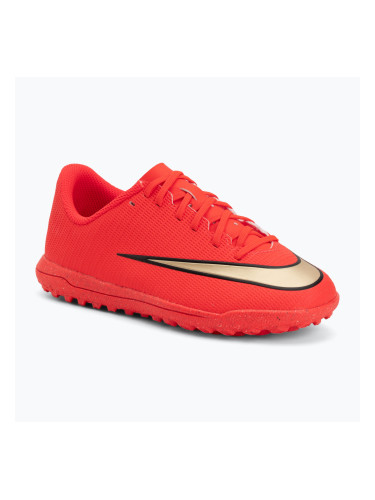Детски футболни обувки Nike Jr. Mercurial Vapor 17 Club bright crimson/blur