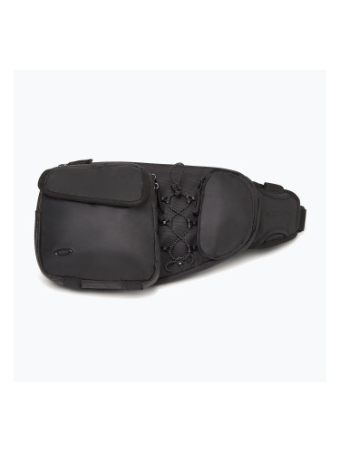 Чантичка за кръстна Oakley Latitude Flex 6,5 l blackout