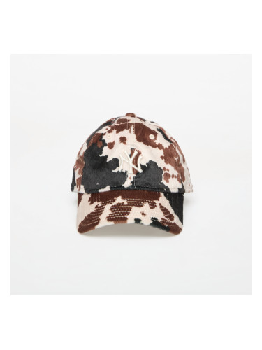 Шапка New Era 9TWENTY MLB Animal Print New York Yankees ? Universal