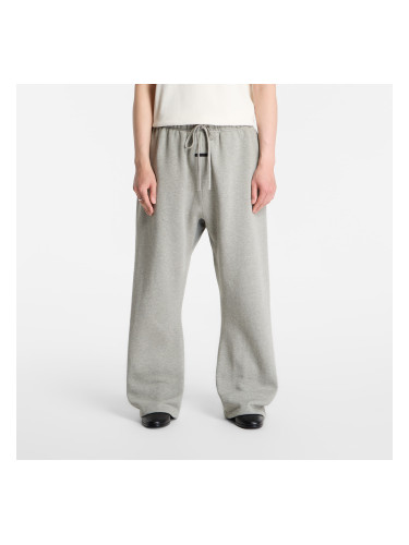 Потници Fear of God Essentials Signature Classic Fit Flare Sweatpants Concrete Heather/ Dark Concrete Heather S