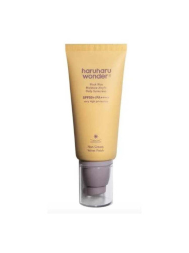 HARUHARU Black Rice Daily Sunscreen SPF50+ / PA++++ With Lightweight Texture Слънцезащитен продукт унисекс 50ml