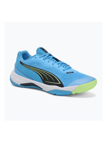 Мъжки спортни обувки на закрито PUMA Solarstrike III luminous blue/club navy/fizzy apple