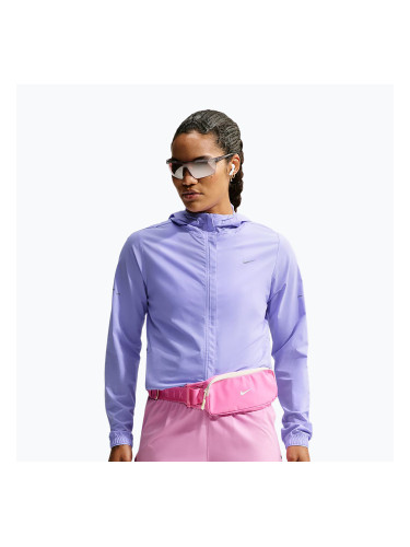 Дамско яке за бягане Nike Swift Repel Packable purple pulse
