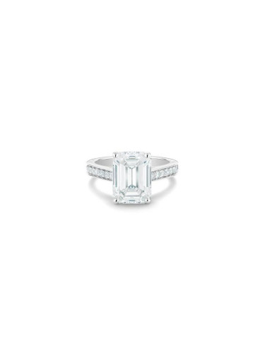 Годежен пръстен с централен Emerald cut 3.58ct. диамант и странични брилянти GIA сертификат