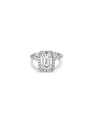 Годежен пръстен с Emerald cut 3.38ct. диамант и множество странични брилянти GIA сертификат