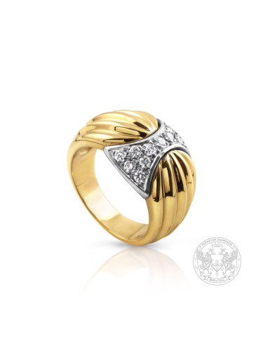 Дамски пръстен в комбинация между жълто и бяло злато с диаманти BR627