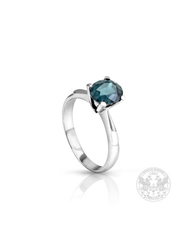Златен дамски пръстен със син овален Шпинел 2.64ct.
