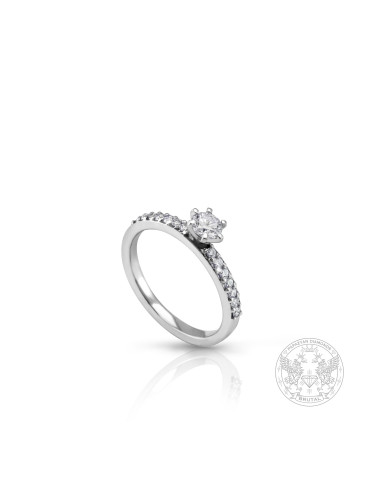 Годежен пръстен с диамант 0.21ct. и странични брилянти 0.17ct.