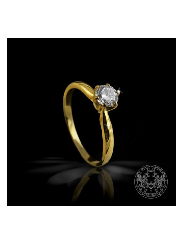 Златен годежен пръстен с диамант