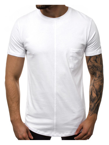 Тениска в бял цвят с джоб