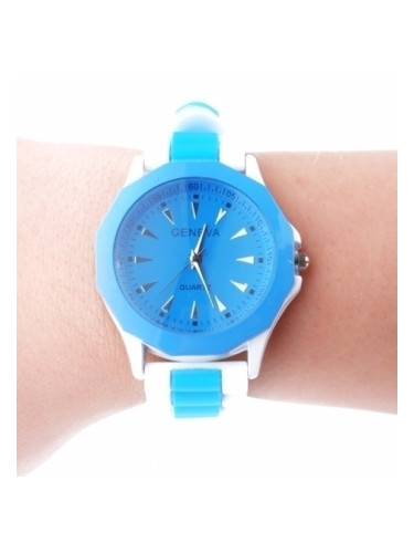 Син спортен часовник