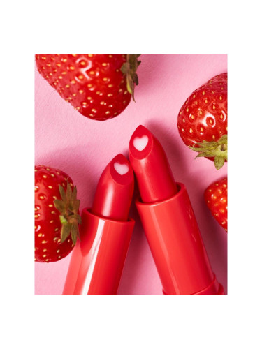 Essence Heart Core Fruity Lip Balm Балсам за устни за жени 3 гр Нюанс 02 Sweet Strawberry