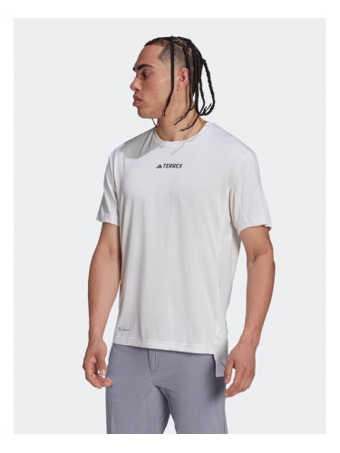 adidas Тишърт Terrex Multi T-Shirt HM4047 Бял Regular Fit