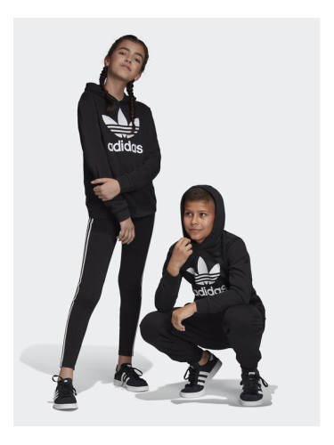 adidas Суитшърт Trefoil DV2870 Черен Regular Fit