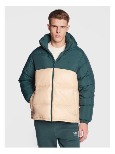 adidas Пухено яке Regen HL9187 Зелен Regular Fit
