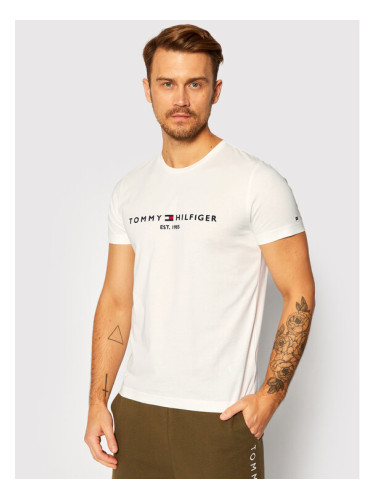 Tommy Hilfiger Тишърт Core Logo Tee MW0MW11465 Бял Regular Fit