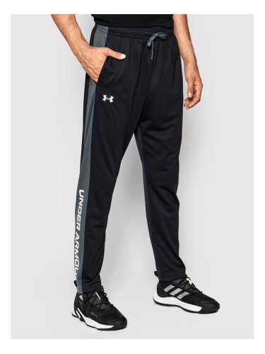 Under Armour Долнище анцуг Ua Brawler 1366213 Черен Relaxed Fit