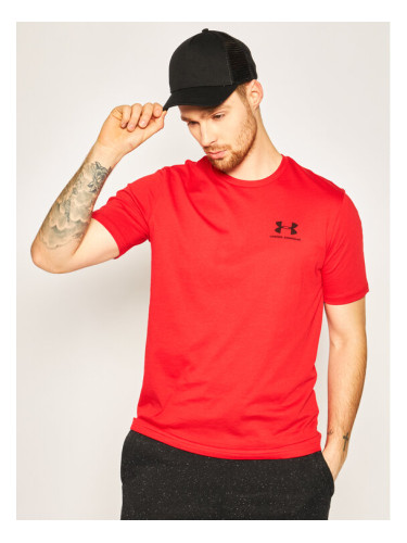 Under Armour Тишърт 1326799 Червен Loose Fit