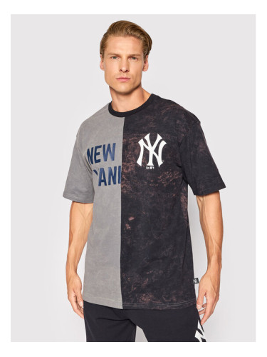 New Era Тишърт New York Yankees Split Graphic 13083854 Сив Regular Fit