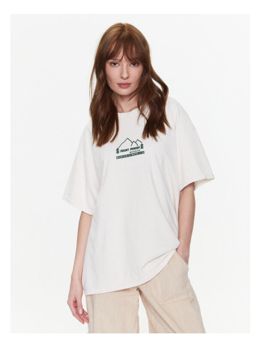 BDG Urban Outfitters Тишърт BDG MOUNT RAINER DAD T 76505437 Екрю Oversize