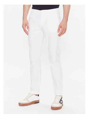Guess Текстилни панталони Myron M3GB26 WFBW3 Бял Slim Fit