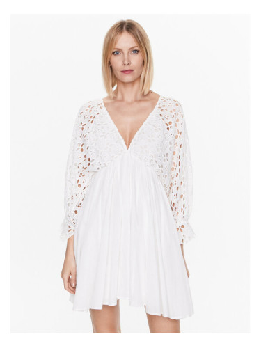 Iconique Лятна рокля IC23 019 Бял Regular Fit