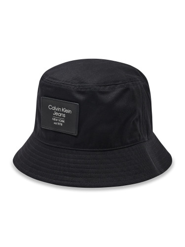 Текстилна шапка Calvin Klein Jeans Sport Essentials K50K510181 Черен