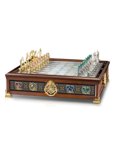  Шах The Noble Collection - The Hogwarts Houses Quidditch Chess Set