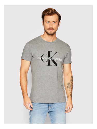 Calvin Klein Jeans Тишърт J30J320935 Сив Slim Fit