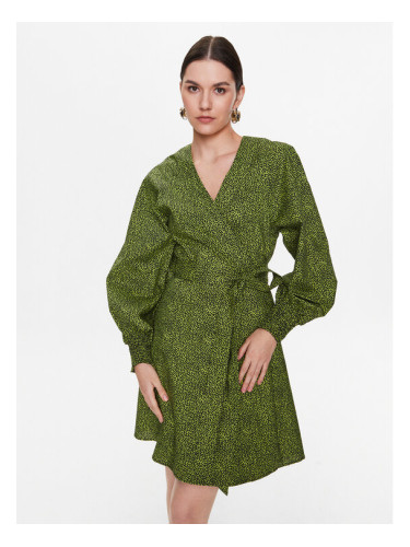 Gestuz Ежедневна рокля Calliope 10906954 Зелен Regular Fit