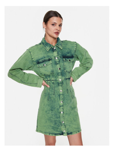 Gestuz Дънкова рокля Skyegz 10906800 Зелен Regular Fit