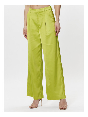 Gestuz Текстилни панталони Nilia 10907040 Зелен Regular Fit