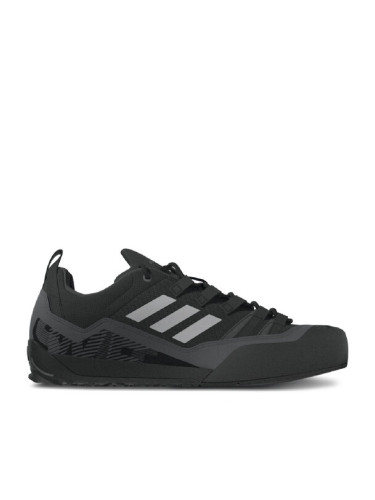 adidas Сникърси Terrex Swift Solo 2.0 Hiking IE6901 Черен