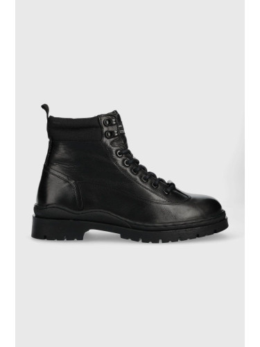 Кожени обувки Pepe Jeans Brad Hiker Boot в черно