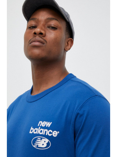 Памучна тениска New Balance в синьо с принт