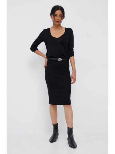 Вълнена пола Calvin Klein в черно среднодълъг модел с кройка тип молив