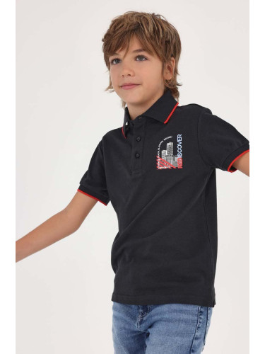 Детска памучна тениска с яка Mayoral в сиво с принт