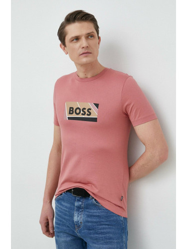 Памучна тениска BOSS в розово с принт