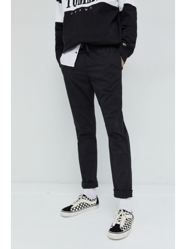 Панталони Hollister Co. в черно със стандартна кройка