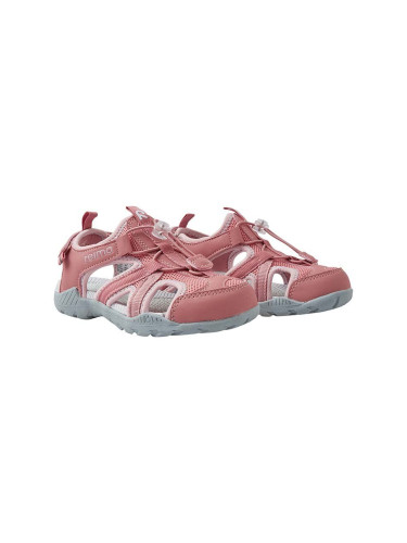 Детски сандали Reima в розово