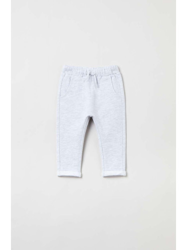 Бебешки спортен панталон OVS в сиво меланж на