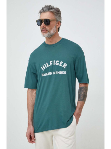 Тениска Tommy Hilfiger x Shawn Mendes мъжка в тюркоазено с принт