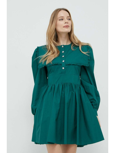 Памучна рокля Custommade в зелено къс модел разкроен модел