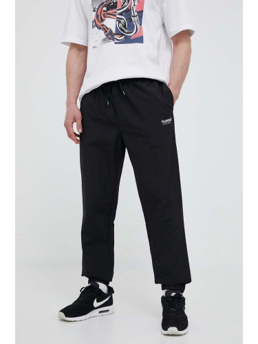 Спортен панталон Hummel в черно с принт