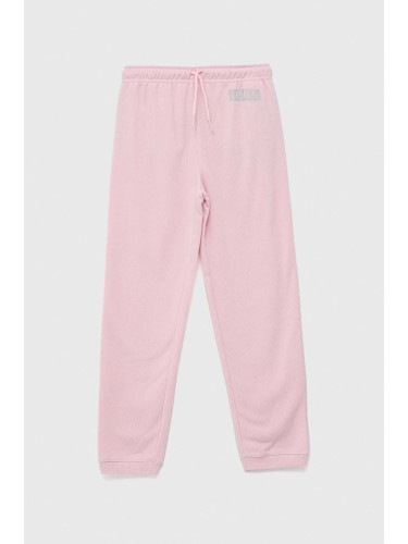 Детски спортен панталон Levi's в розово с принт